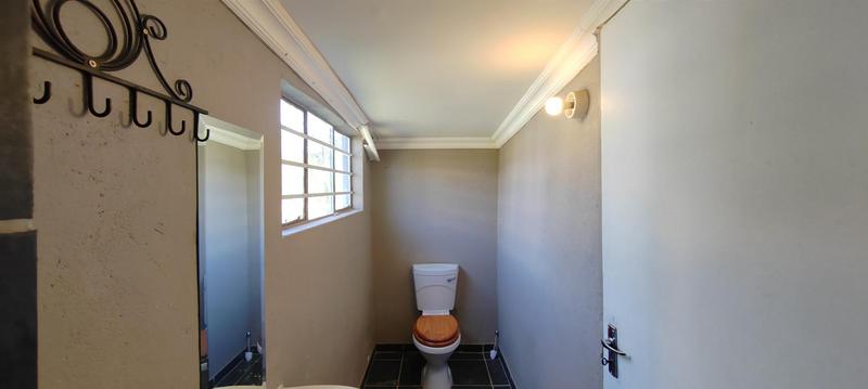 2 Bedroom Property for Sale in Kanoneiland Northern Cape